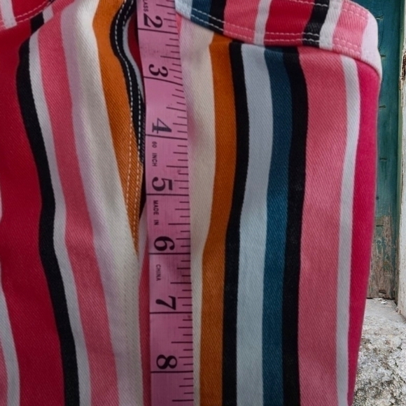 FOREVER 21 ADORABLE Striped Denim Crop Top - Picture 5 of 7